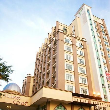 Risqi Apartment 2 Bedroom Wakaf Che Yeh Kota Bharu Exteriör bild